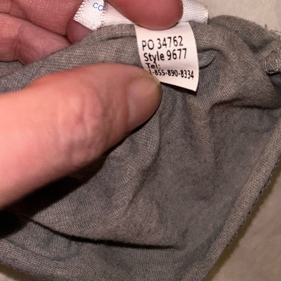 Southern Tide Kids Distressed SkipJack Short Sleeves T-Shirt • Size Small (6-7) - Picture 4 of 5